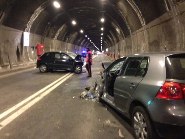 Frontale in galleria (inserita in galleria)