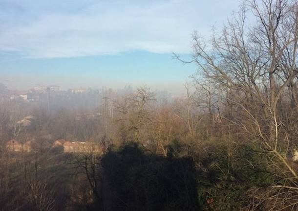 fumo valle olona incendio cartiera Gorla Minore (foto da fb Valeria Rampinini)