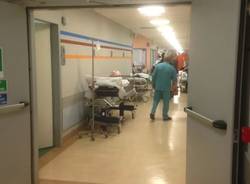 pronto soccorso varese barelle barellaia