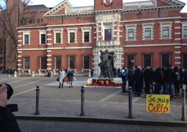 Telos, manifestazione davanti al tribunale (inserita in galleria)