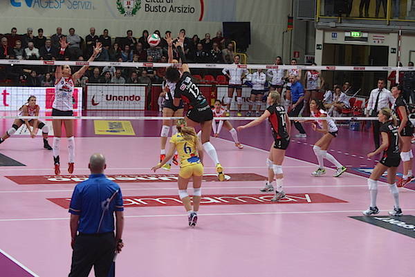 Unendo Yamamay Busto - Metalleghe Sanitars Montichiari 3-0 (inserita in galleria)