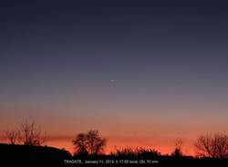 Venere abbraccia Mercurio al tramonto (inserita in galleria)