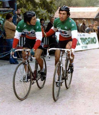 1980   Giuseppe e Antonio Saronni nella tana di Moser per una gara di ciclocross  Foto Antonio Pisoni 
