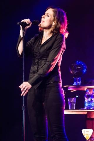 Alison Moyet in concerto al Fabrique di Milano (inserita in galleria)