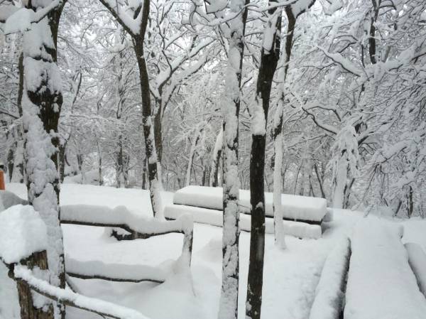 Il rifugio Pravello sotto 40 cm di neve (inserita in galleria)