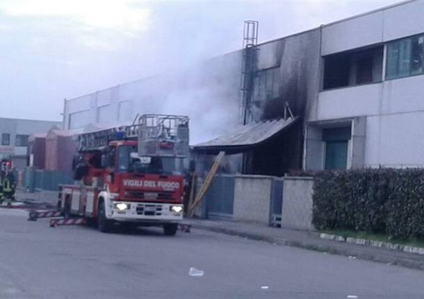 Parabiago: incendio febbraio 2015