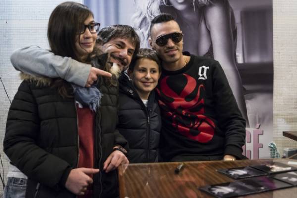 In settecento per Marracash a Varese  (inserita in galleria)