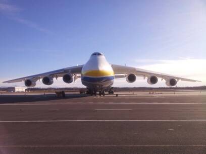 L'Antonov AN225 è arrivato (inserita in galleria)