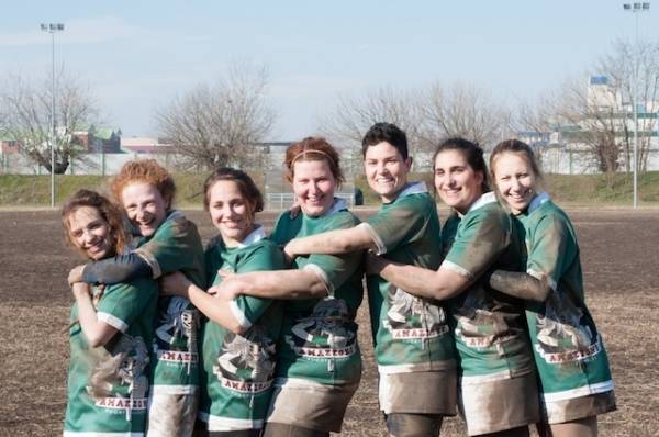 Le Amazzoni del Rugby Varese in campo a Pavia (inserita in galleria)