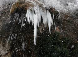 Le grotte della Valganna innevate (inserita in galleria)