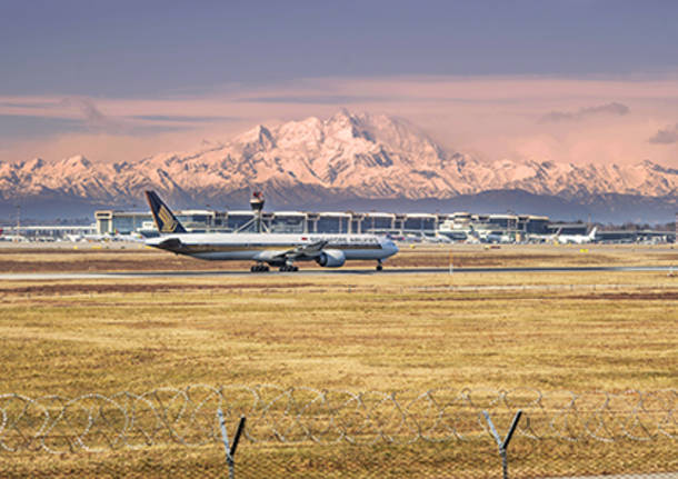 Montagne e aereo