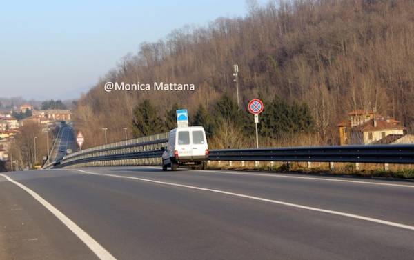 Non ce l'ha fatta il ciclista investito a Cittiglio  (inserita in galleria)