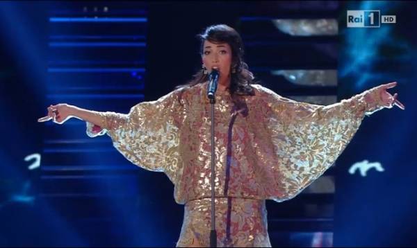 Sanremo 2015, il fotoracconto della seconda serata (inserita in galleria)