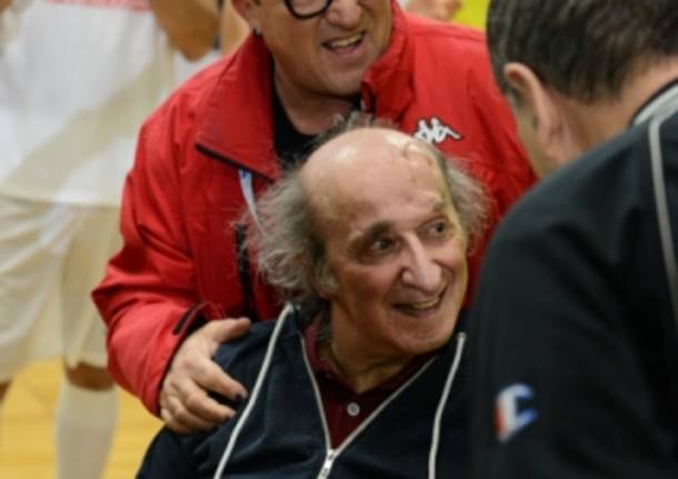 Vaffancuore, al palazzetto per Bruno Arena (inserita in galleria)
