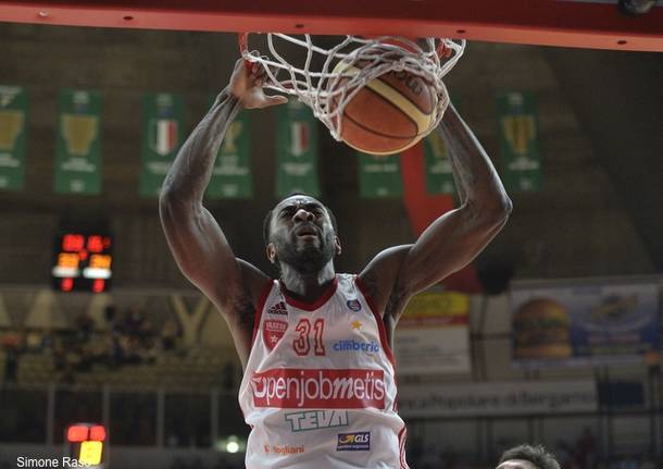 basket immagini di varese - cremona 86-82