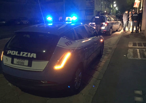 blitz polizia castellanza