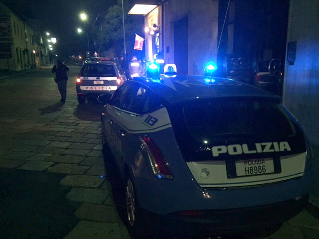 blitz polizia castellanza