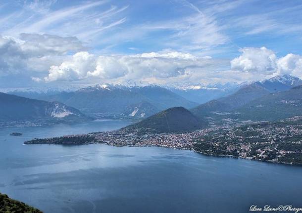 Tra cielo e lago