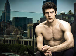 Roberto Bolle compie 40 anni