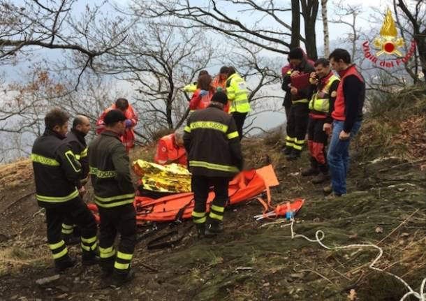 soccorso persona vigili del fuoco luino