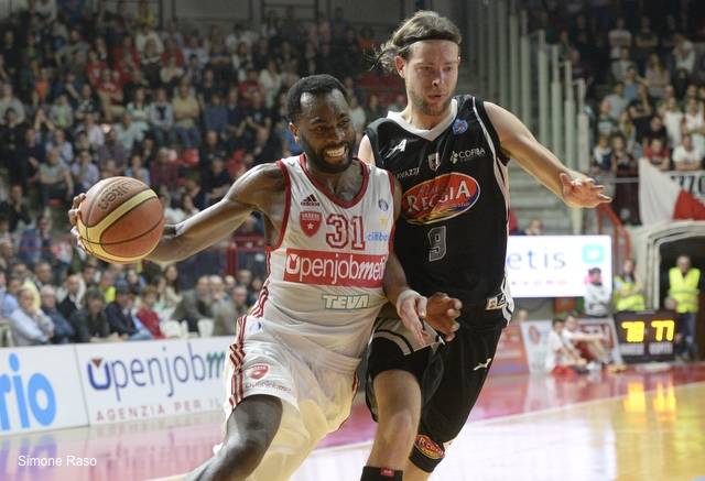 basket openjobmetis varese reggia caserta