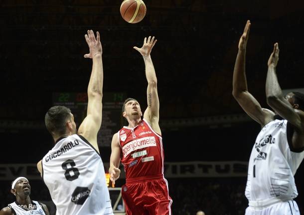 basket virtus bologna pallacanestro varese 86-78