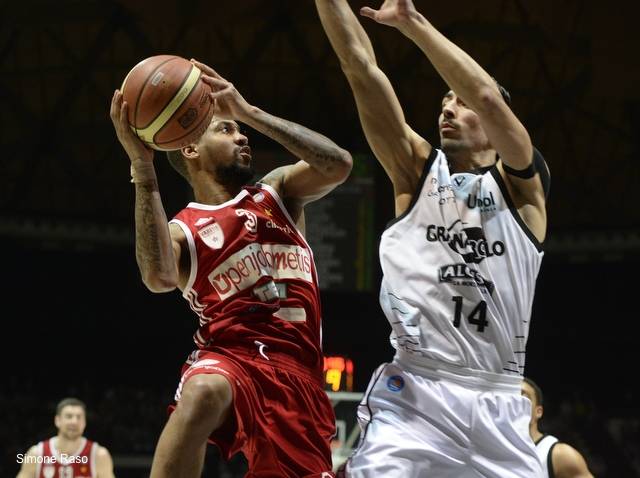 basket virtus bologna pallacanestro varese 86-78