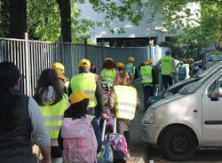 Cappellini e casacche per il pedibus