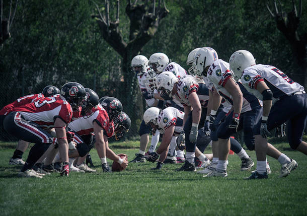 derby football americano skorpions varese blue storms busto