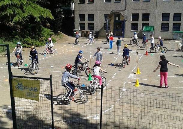 A lezione di “bici sicura” a Cardano