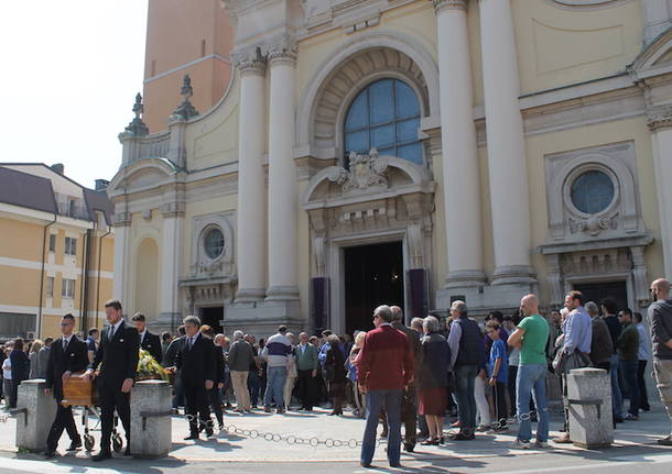 funerali maddalena battistella malnate