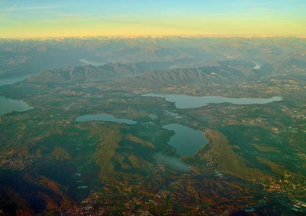 Laghi di Varese dall'alto
