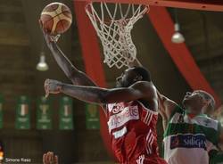 basket serie a Openjobmetis Varese - Sidigas Avellino 66-73