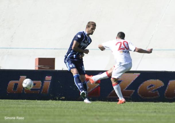 calcio serie b varese  pescara 2-1