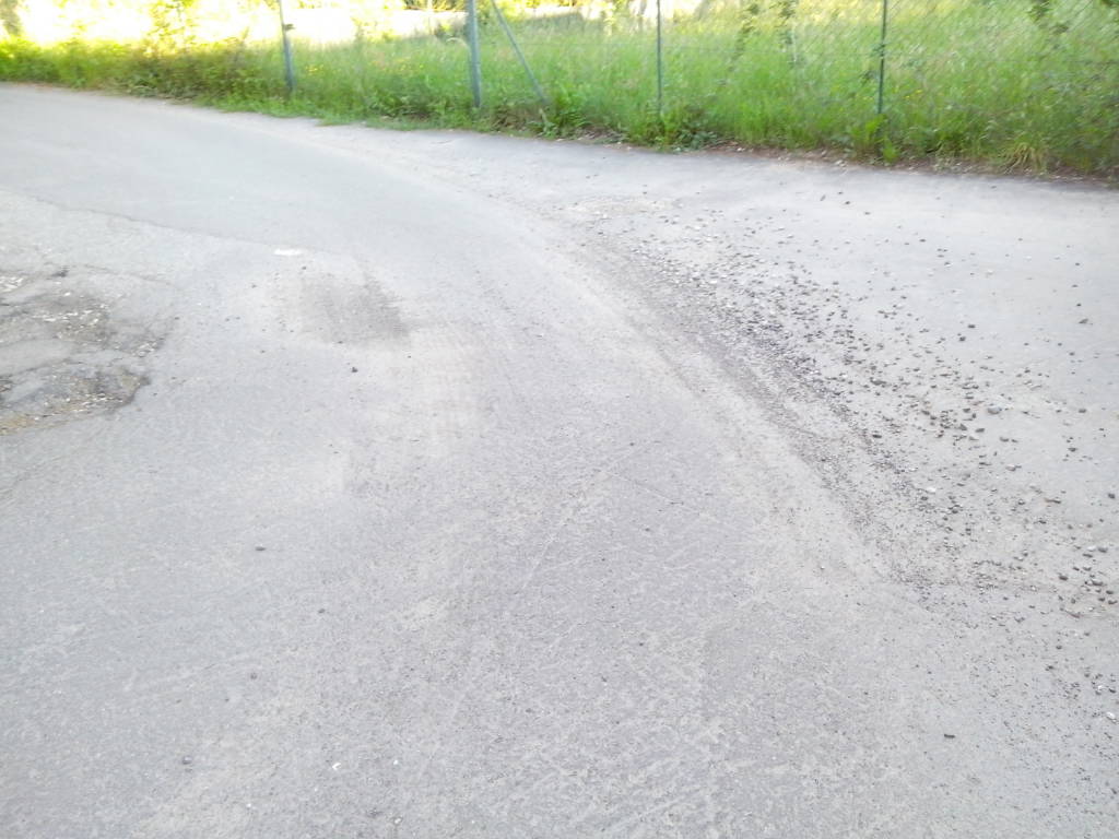 Aspem Utilizza le vie come cantieri e poi non ripara le strade