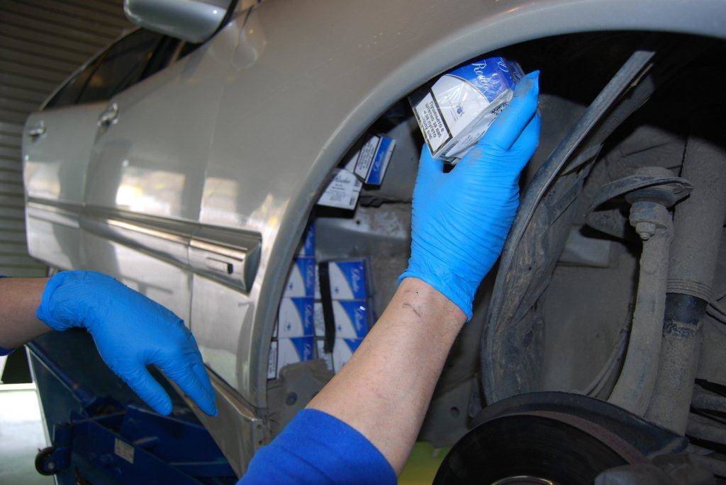 contrabbando sigarette brogeda 5 maggio 2015