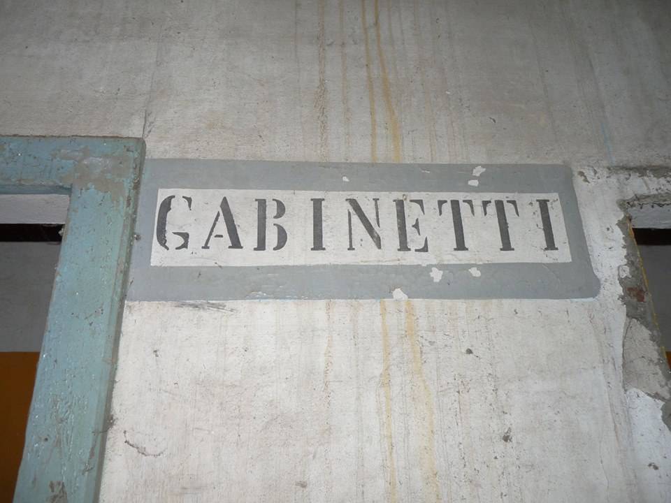 Dentro la cartiera Mayer