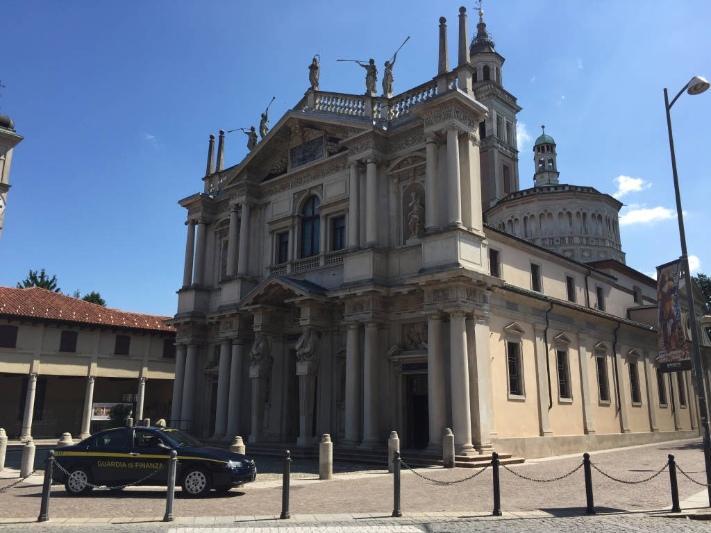 guardia di finanza generiche