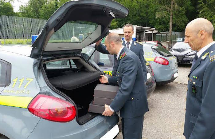 guardia di finanza generiche