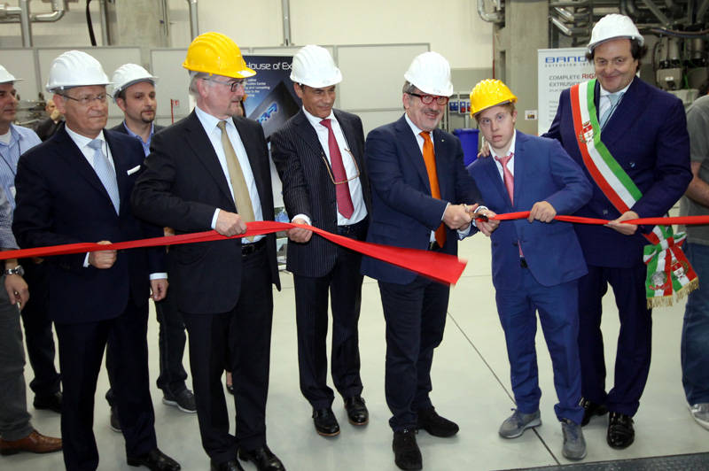 inaugurazione centro ricerche bandera