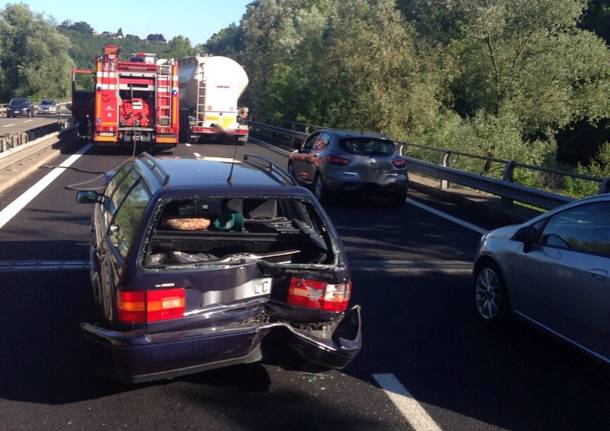 incidente a Vedano Olona