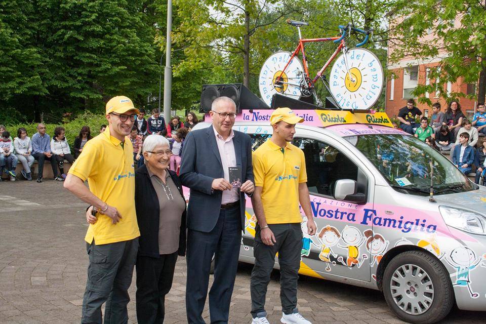 "La Nostra Famiglia" corre il Giro d’Italia 2015