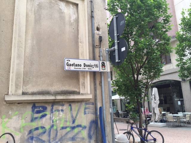 Lavori in via Donizetti a Varese