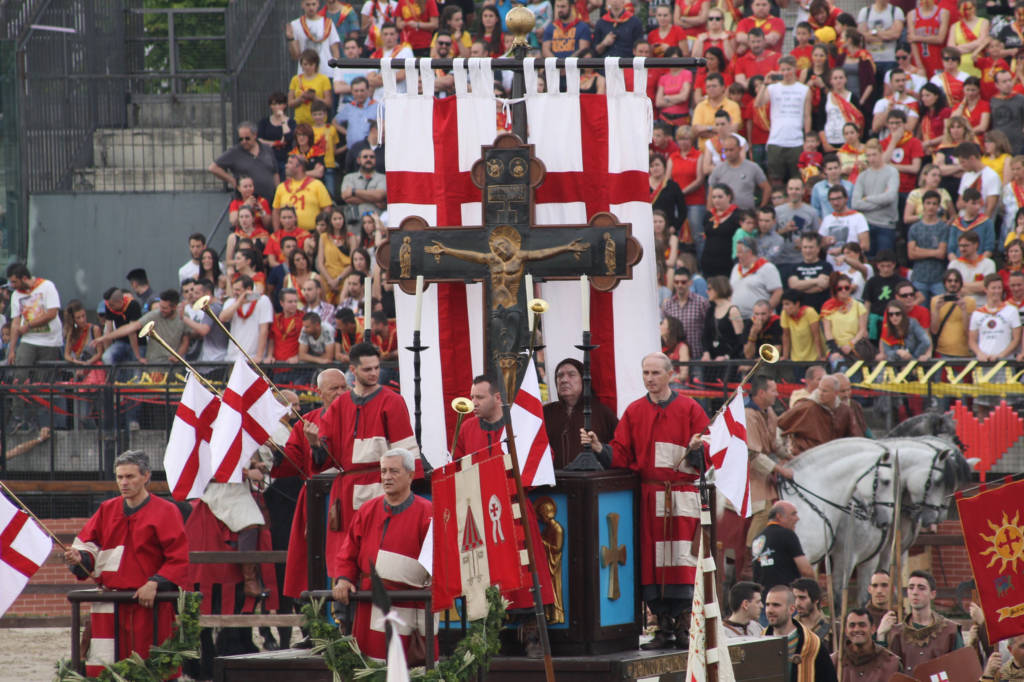 Palio di legnano sfilata