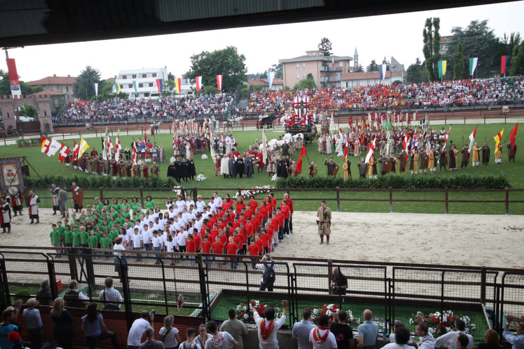 Palio di legnano sfilata