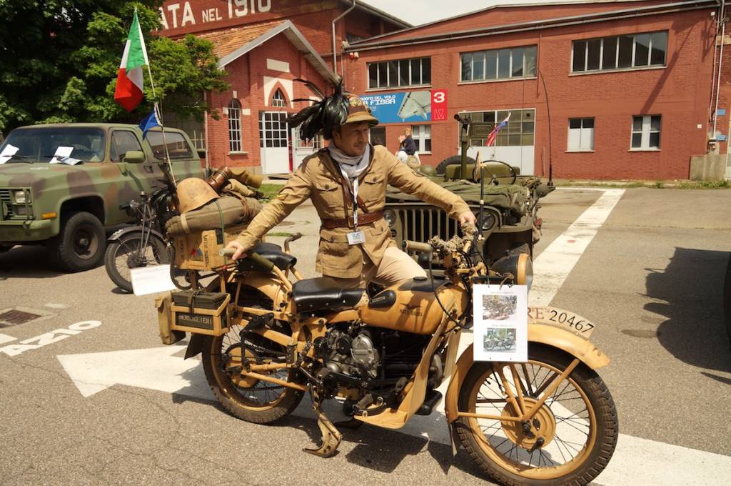 Raduno mezzi militari storici a Volandia