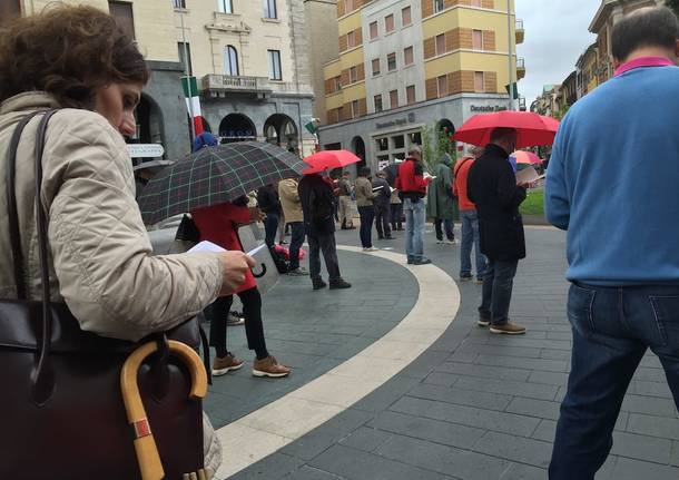 sentinelle in piedi