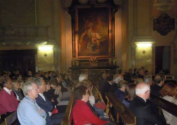 Spettacolo teatrale benefico “Dalla terra la vita” maggio 2015