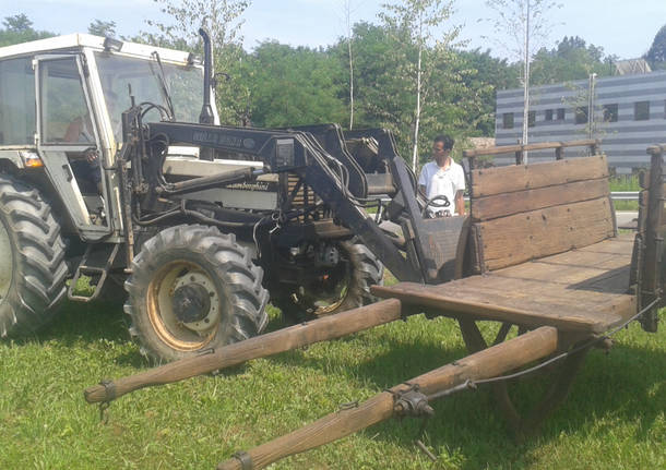 Caretto agricolo sulla rotonda