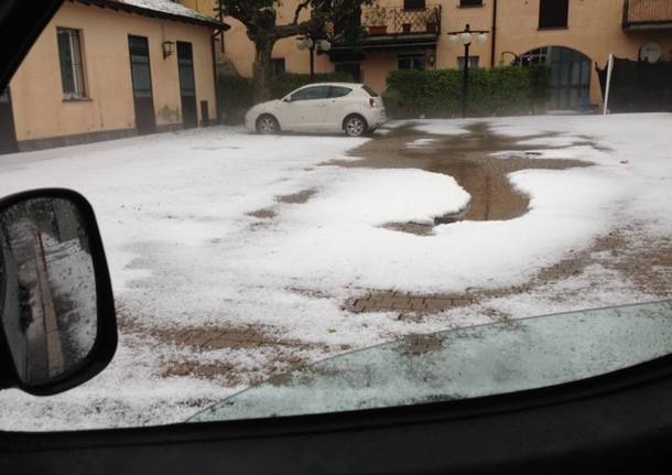 Grandine e allagamenti da Bobbiate a Carnago